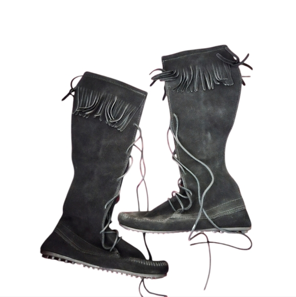 NWOT Minnetonka Black Knee High Suede Fringed Boots - Picture 1 of 5
